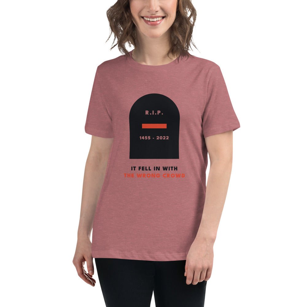 The design shown on the heathermauve garment